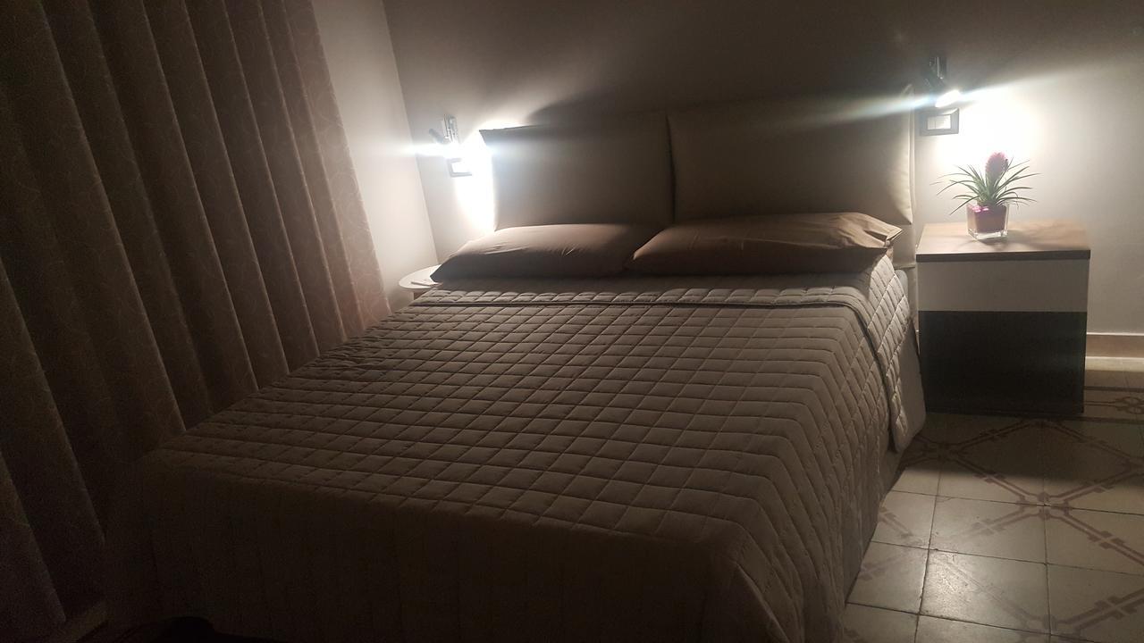 Matera Guest House מראה חיצוני תמונה